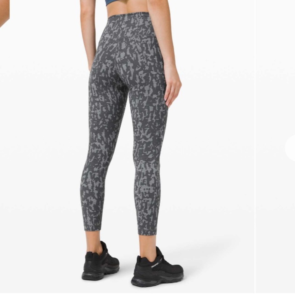 Lululemon Wunder Train High Rise Tight 25” Gray Camo Print Leggings Size 8 - Picture 2 of 7